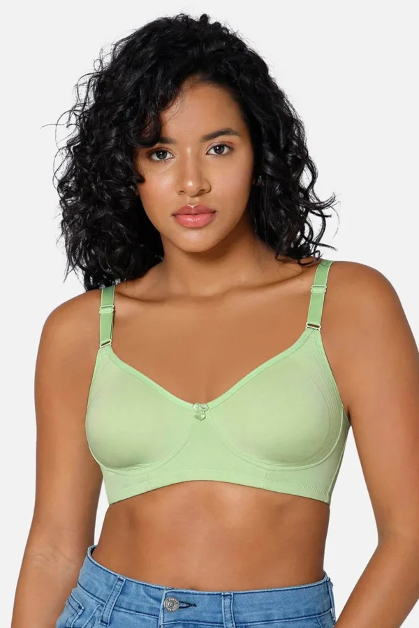 LILLY GREEN