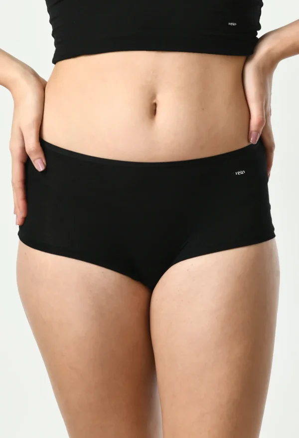 BLACK PANTIES