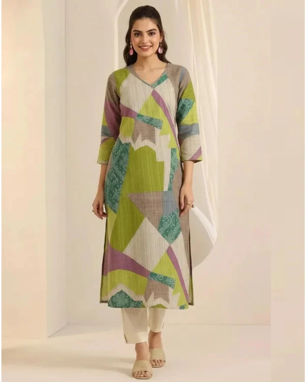 Women's Green And Pink Straight Cut Cotton Kurti