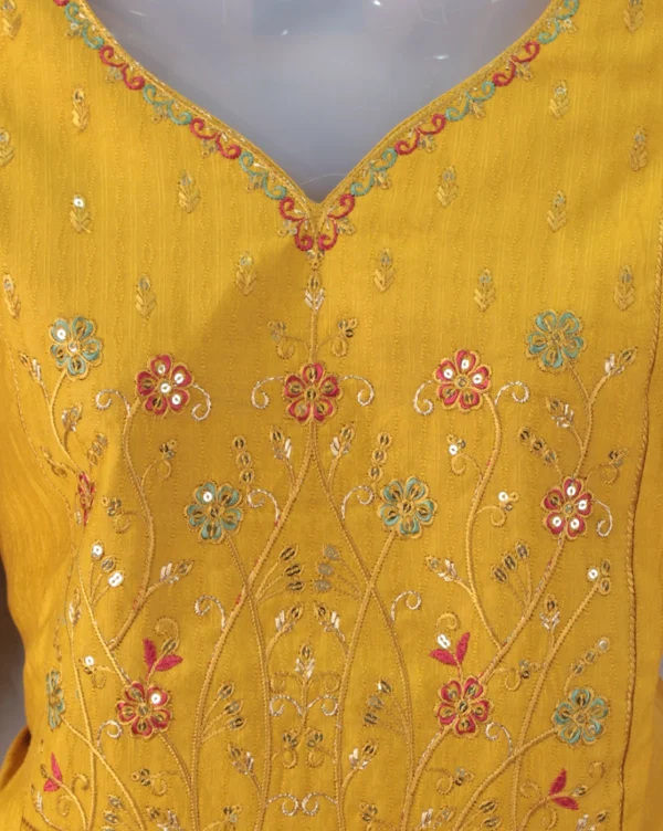 KURTI