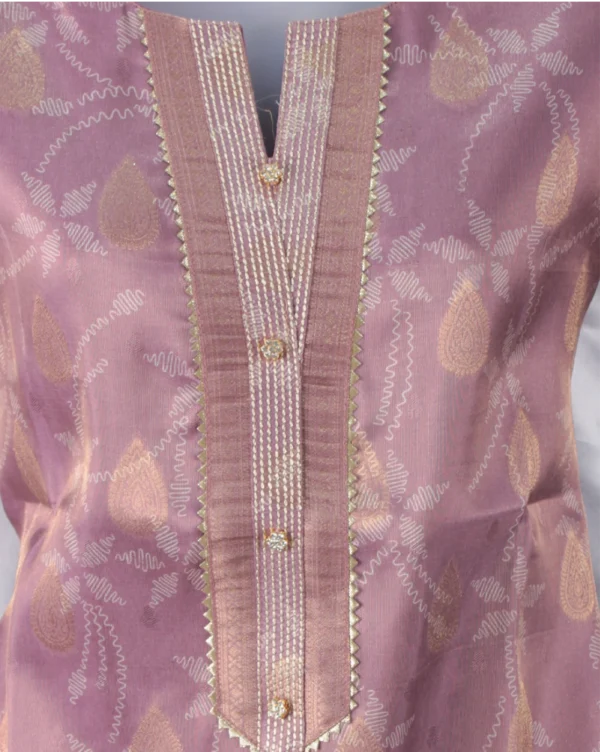 KURTI