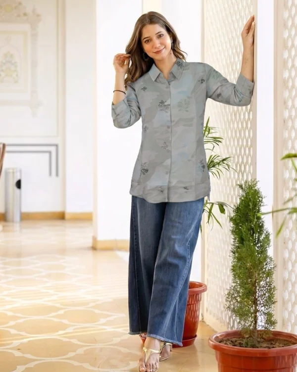 SHORT KURTI
