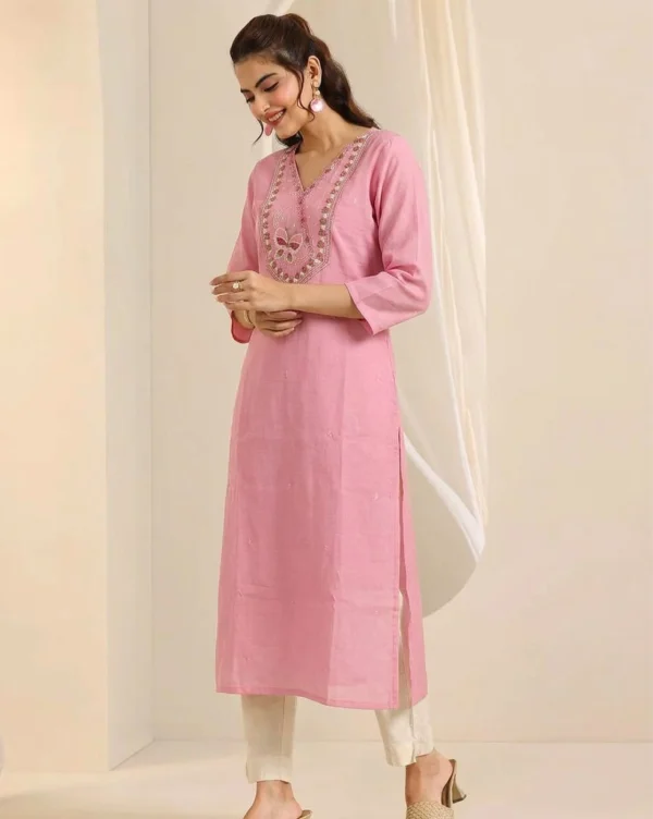 Women's Straight Cut Silk Cotton Kurti Pink