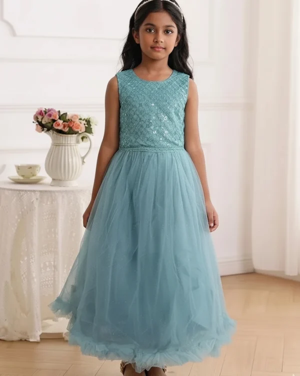 LONG FROCK