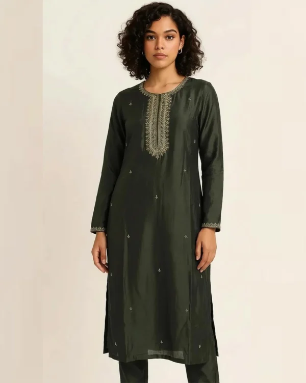 strightcut kurtis