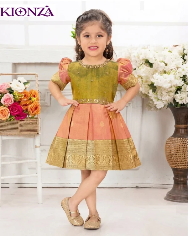 Girls Pattu Frock